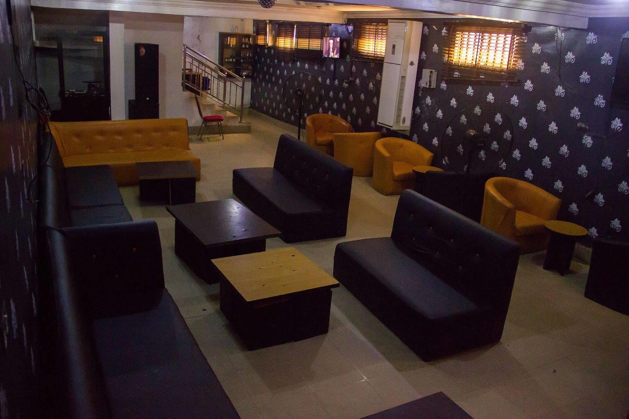 Glasshouse Hotel And Suites Lagos Exteriér fotografie